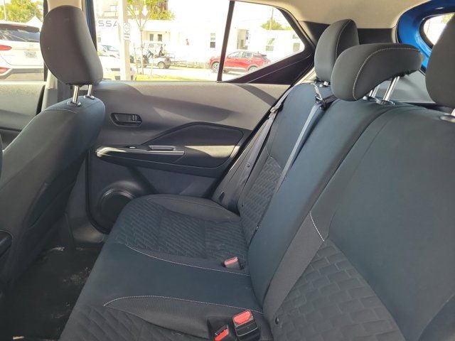 2022 Nissan Kicks S