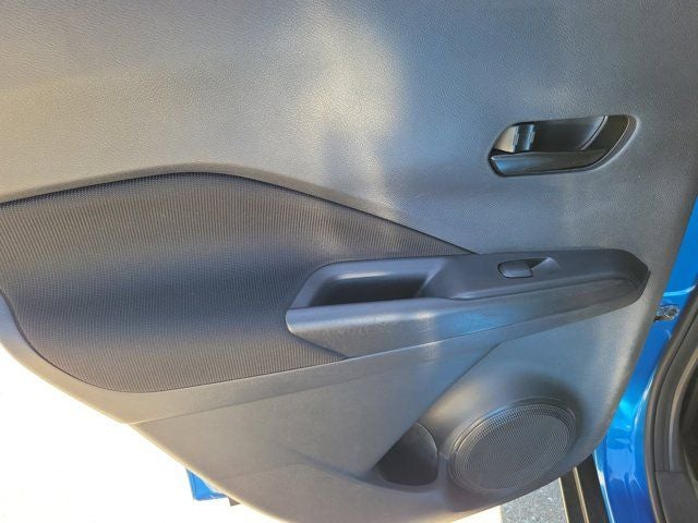 2022 Nissan Kicks S