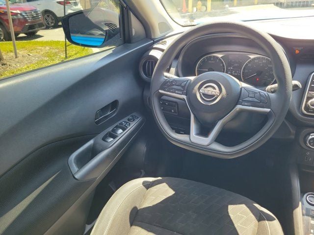 2022 Nissan Kicks S