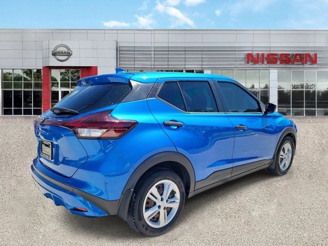 2022 Nissan Kicks S