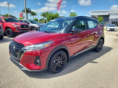 2023 Nissan Kicks SR