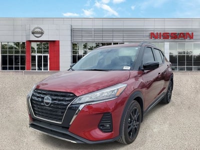 2022 Nissan Kicks SR
