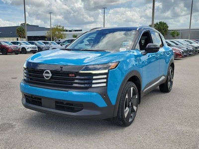 2025 Nissan Kicks SR