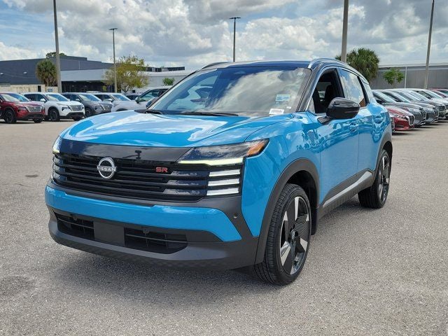 2025 Nissan Kicks SR