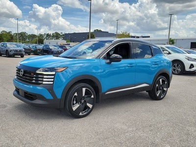 2025 Nissan Kicks SR