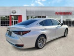 2023 Lexus ES 300h Luxury