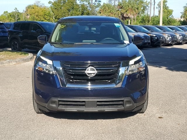 2022 Nissan Pathfinder S