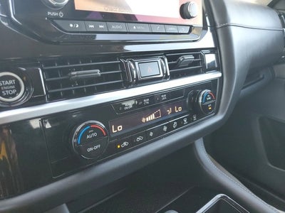 2022 Nissan Pathfinder S