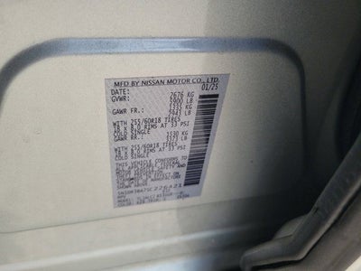 2025 Nissan Pathfinder SV