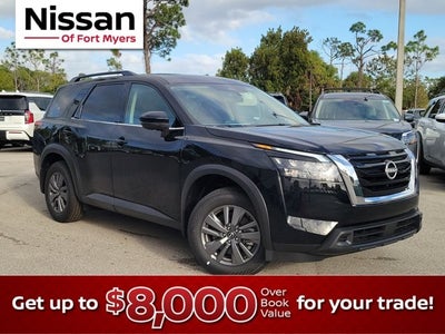 2025 Nissan Pathfinder SV