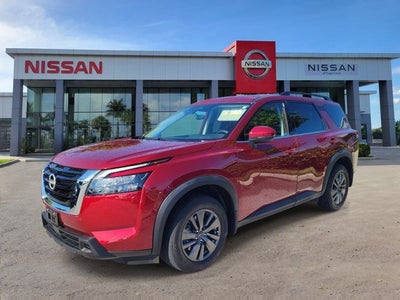 2024 Nissan Pathfinder SV