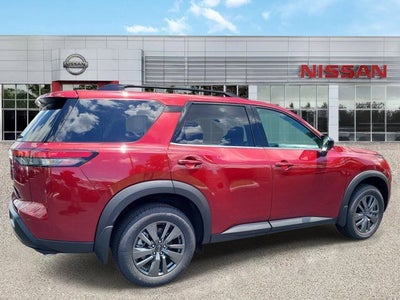 2026 Nissan Pathfinder SV