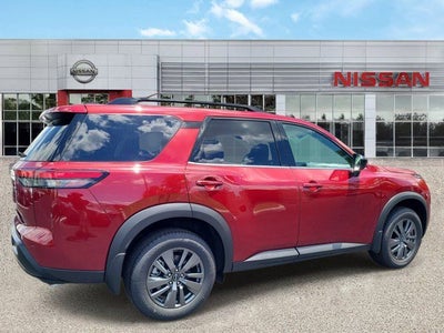 2026 Nissan Pathfinder SV