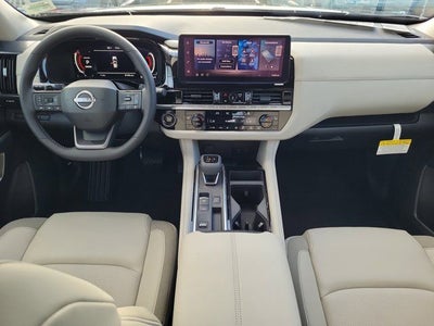 2026 Nissan Pathfinder SL
