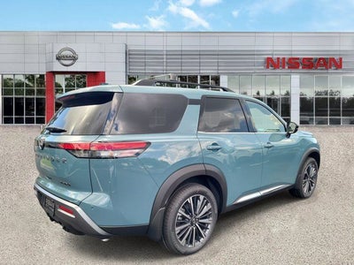 2026 Nissan Pathfinder Platinum