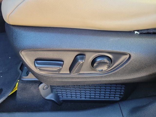 2024 Toyota Sienna XLE 7 Passenger