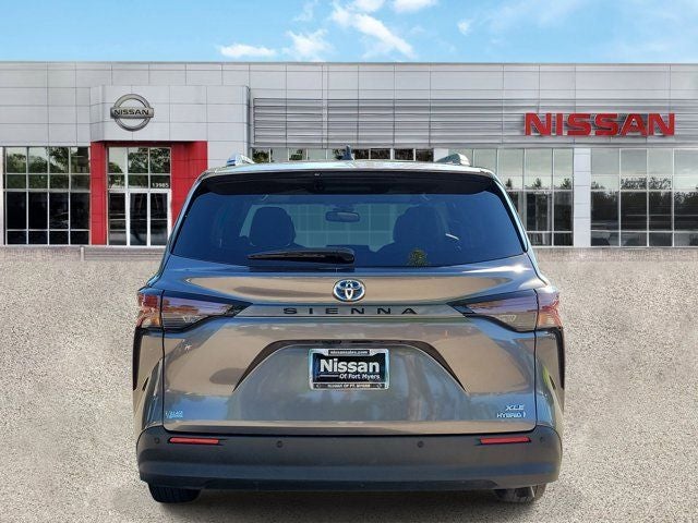 2024 Toyota Sienna XLE 7 Passenger