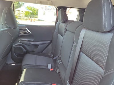 2024 Mitsubishi Outlander ES