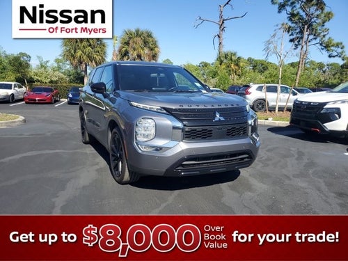 2022 Mitsubishi Outlander SE