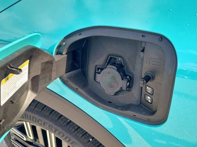 2026 Nissan Leaf PLATINUM+