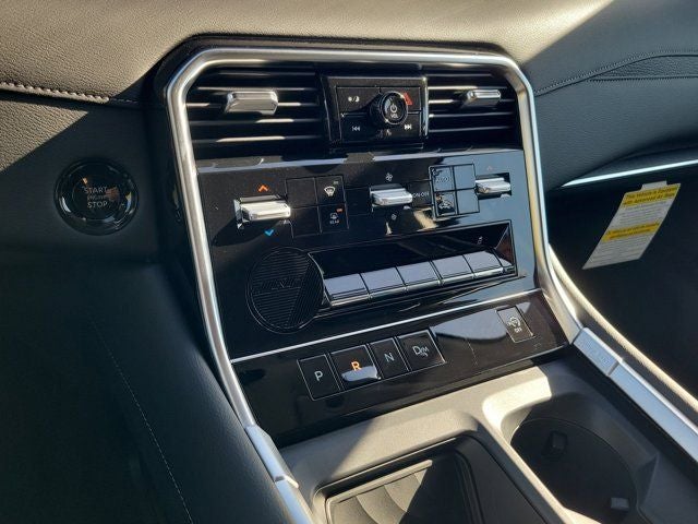 2026 Nissan Armada SV