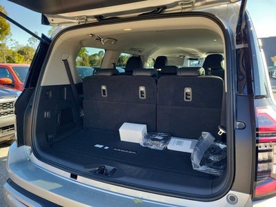 2026 Nissan Armada SV