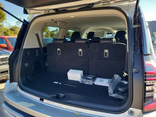 2026 Nissan Armada SV