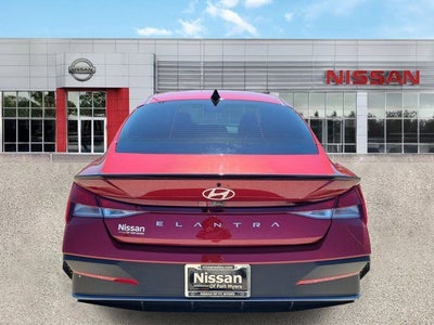 2025 Hyundai Elantra SEL Sport