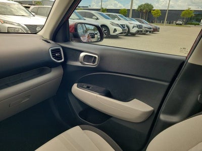 2022 Hyundai Venue SEL
