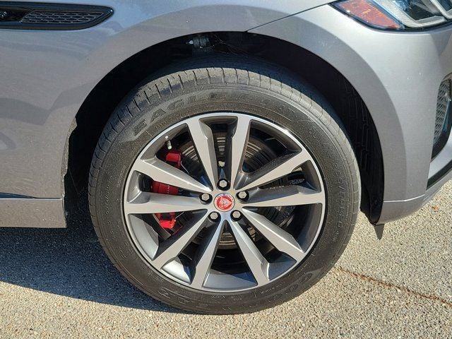 2023 Jaguar F-PACE P400 R-Dynamic S