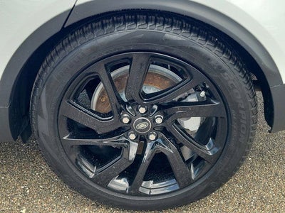 2025 Land Rover Discovery S