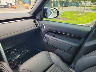 2025 Land Rover Discovery S