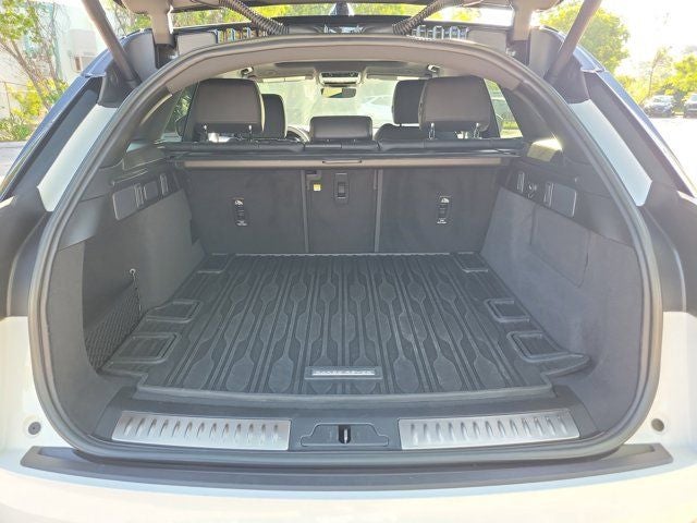 2024 Land Rover Range Rover Velar Dynamic SE
