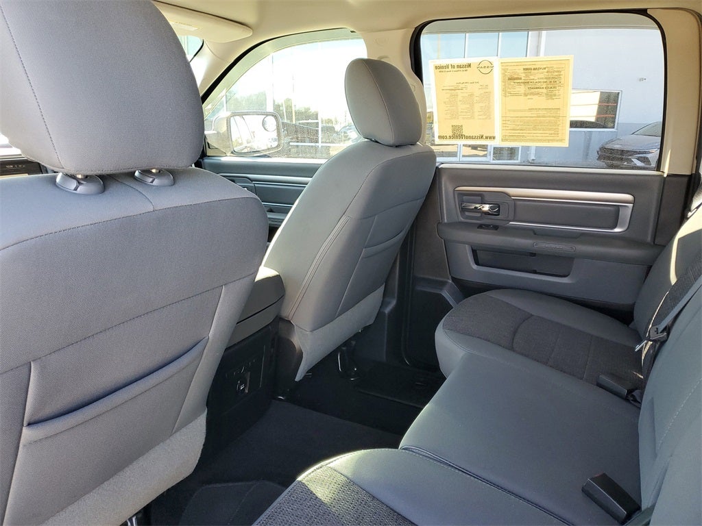 2015 RAM 1500 Big Horn SUPER CLEAN