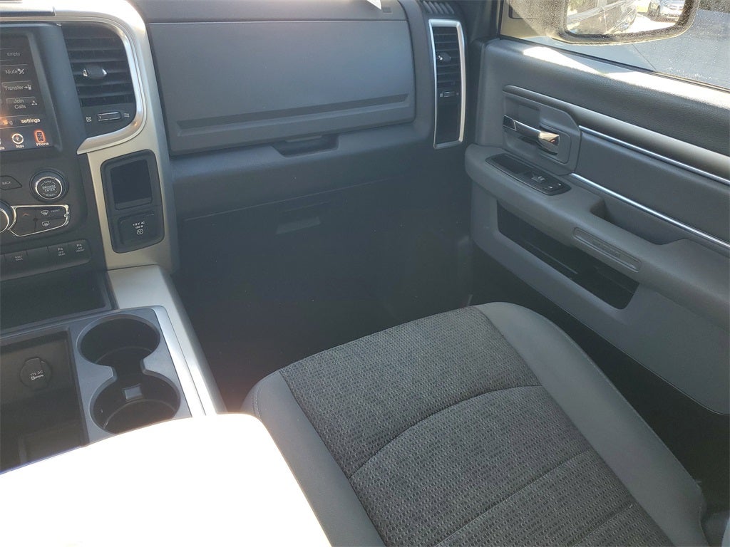 2015 RAM 1500 Big Horn SUPER CLEAN