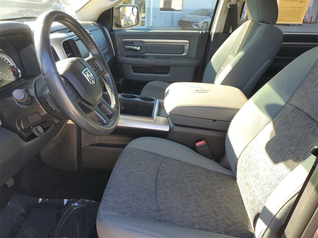 2015 RAM 1500 Big Horn SUPER CLEAN