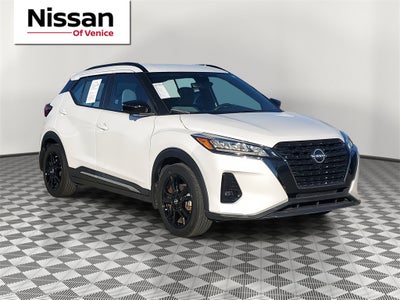 2022 Nissan Kicks SR