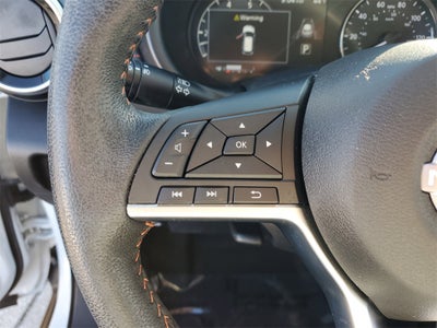 2022 Nissan Kicks SR