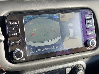 2022 Nissan Kicks SR