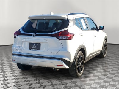 2022 Nissan Kicks SR