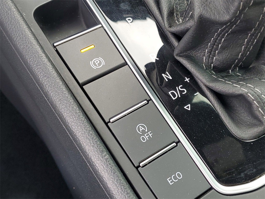 2020 Volkswagen Jetta R-Line