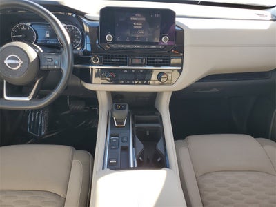 2023 Nissan Pathfinder SV