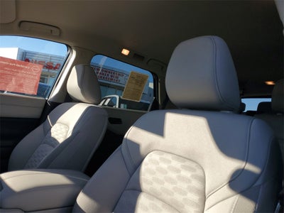 2023 Nissan Pathfinder SV