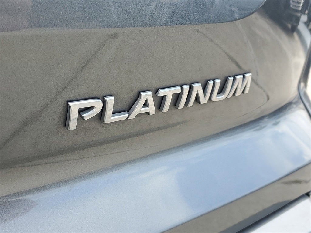 2022 Nissan Pathfinder Platinum