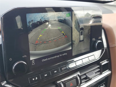 2022 Nissan Pathfinder Platinum