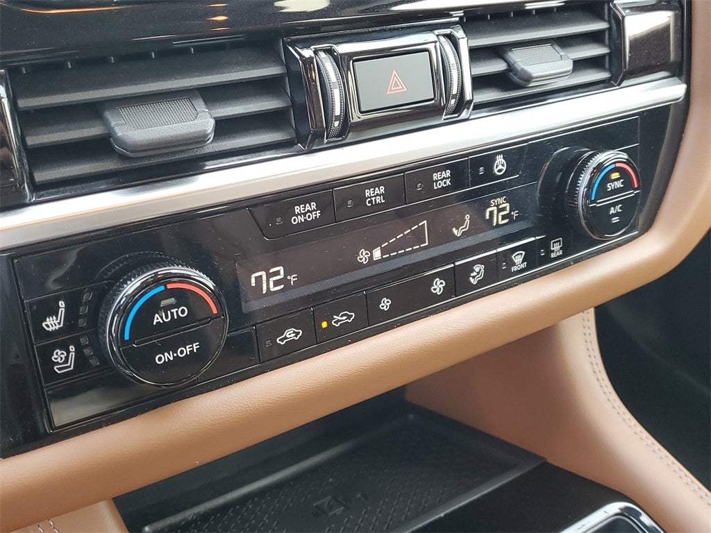 2022 Nissan Pathfinder Platinum