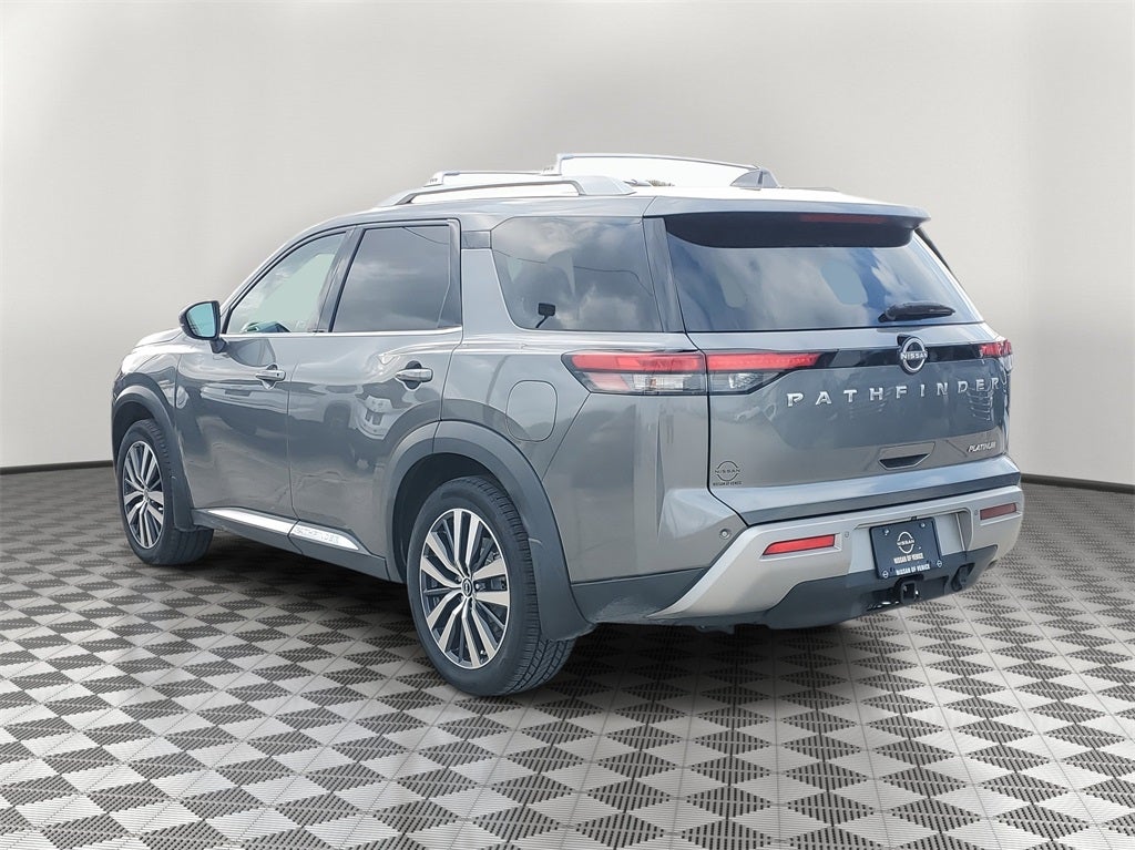 2022 Nissan Pathfinder Platinum
