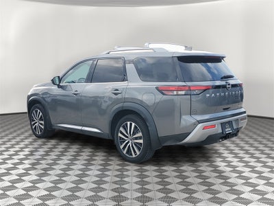 2022 Nissan Pathfinder Platinum