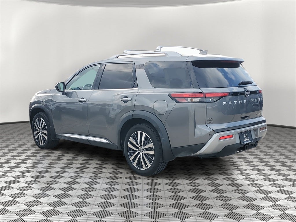 2022 Nissan Pathfinder Platinum