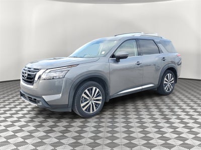 2022 Nissan Pathfinder Platinum